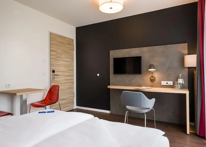 Aparthotel Signature East 3*
