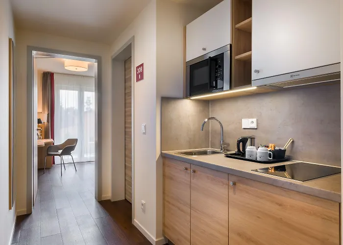 Signature East Aparthotel