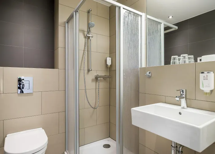 Aparthotel Signature East 3*