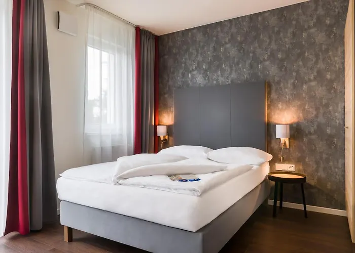 Aparthotel Signature East 3*